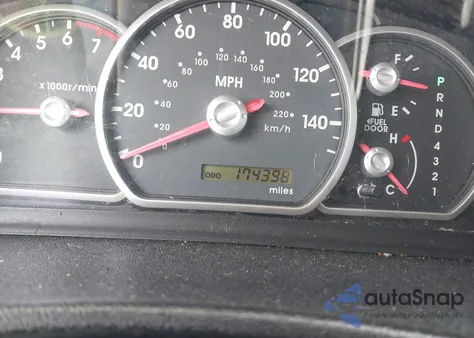 2004 Mitsubishi Endeavor Xls z USA, uszkodzony, nr VIN 4A4MM31SX4E019552